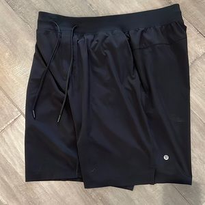 Men’s Lululemon T.H.E. Linerless short 9” Black size XL